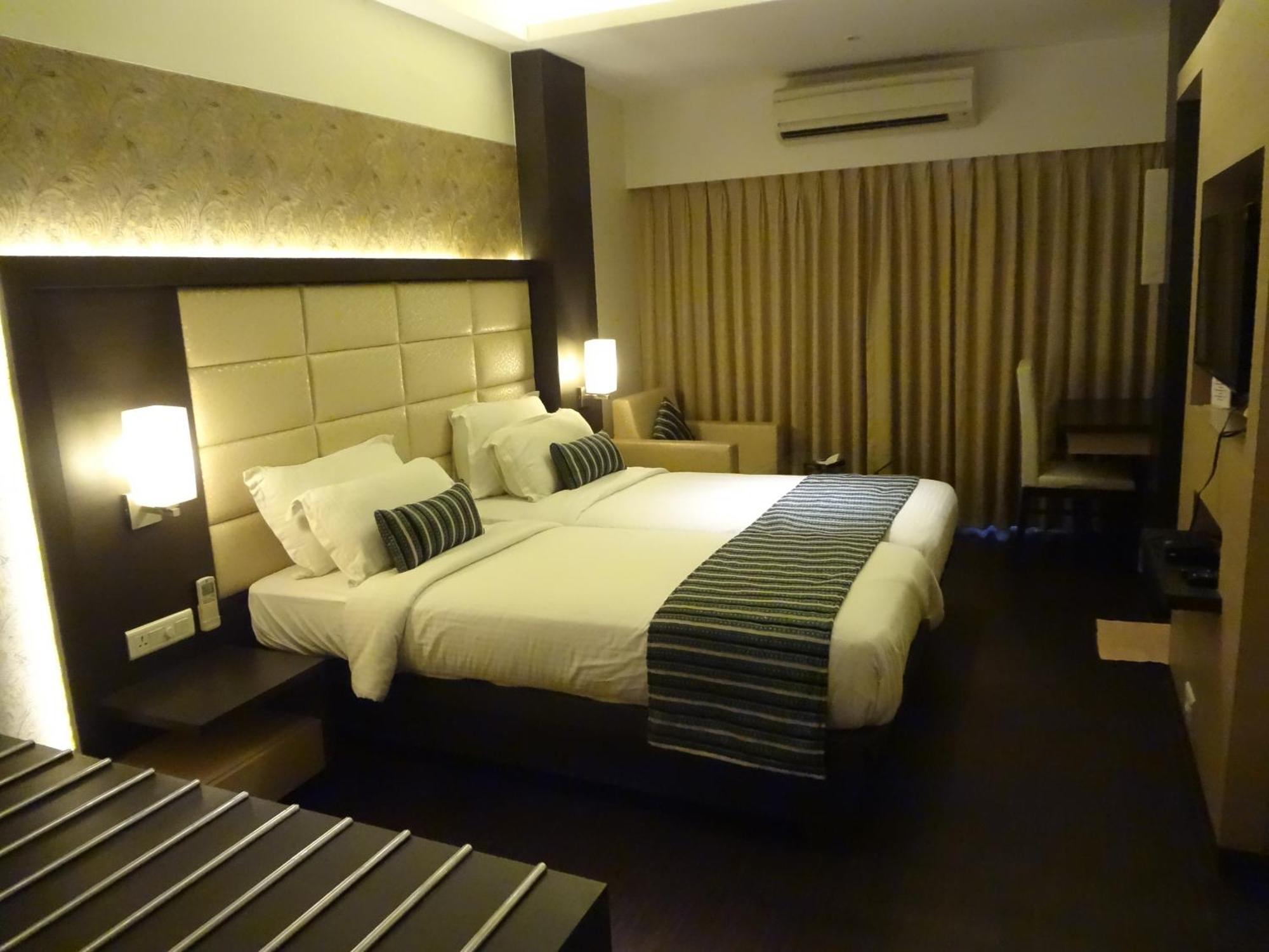 Hotel Galaxy Bombaj Zewnętrze zdjęcie