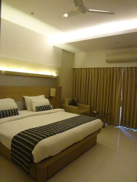 Hotel Galaxy Bombaj Zewnętrze zdjęcie