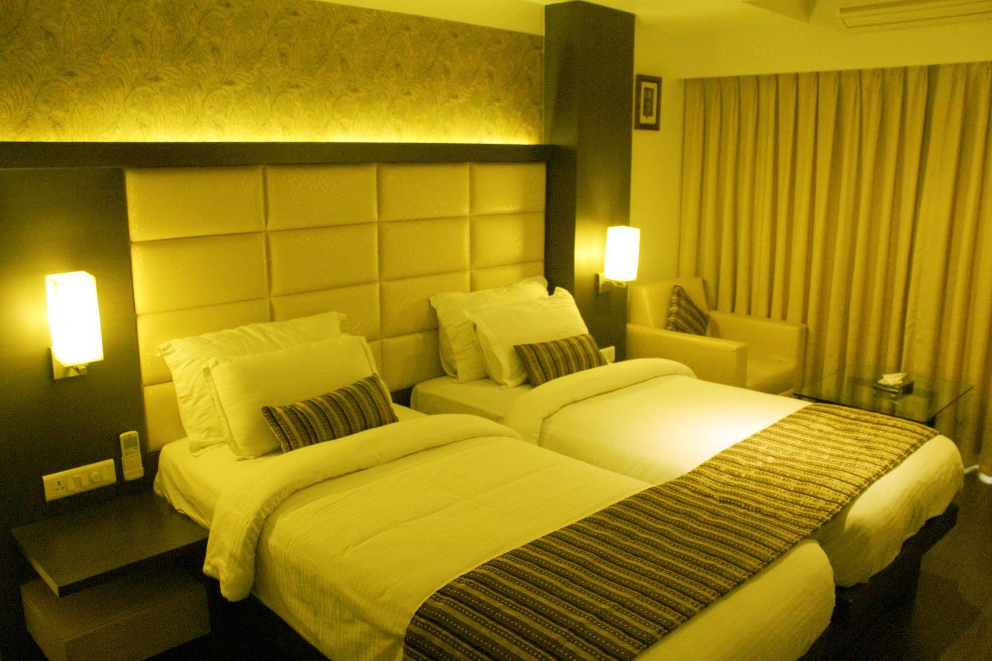 Hotel Galaxy Bombaj Zewnętrze zdjęcie