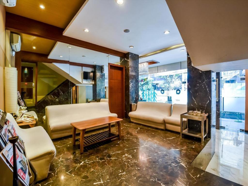 Hotel Galaxy Bombaj Zewnętrze zdjęcie